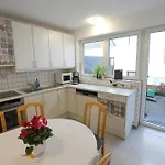 12 B Brühl